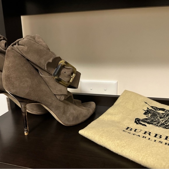 Burberry Camel Suede Booties - Picture 2 of 5